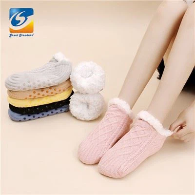 Stokin Kabur Musim Sejuk